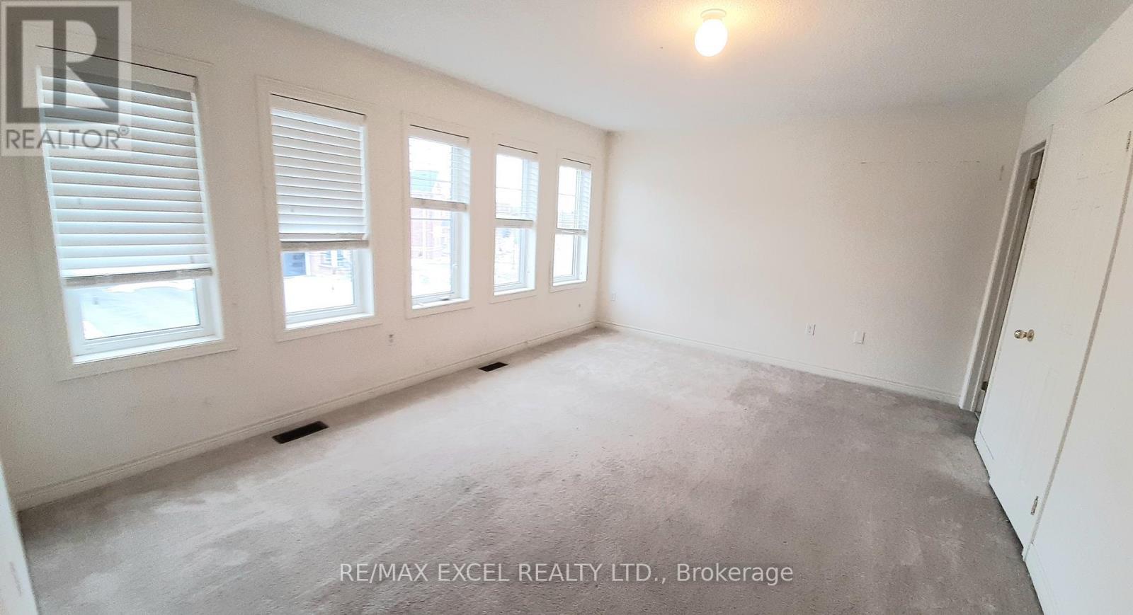 144 Greenwood Road, Whitchurch-Stouffville, Ontario  L4A 4N7 - Photo 6 - N13225622