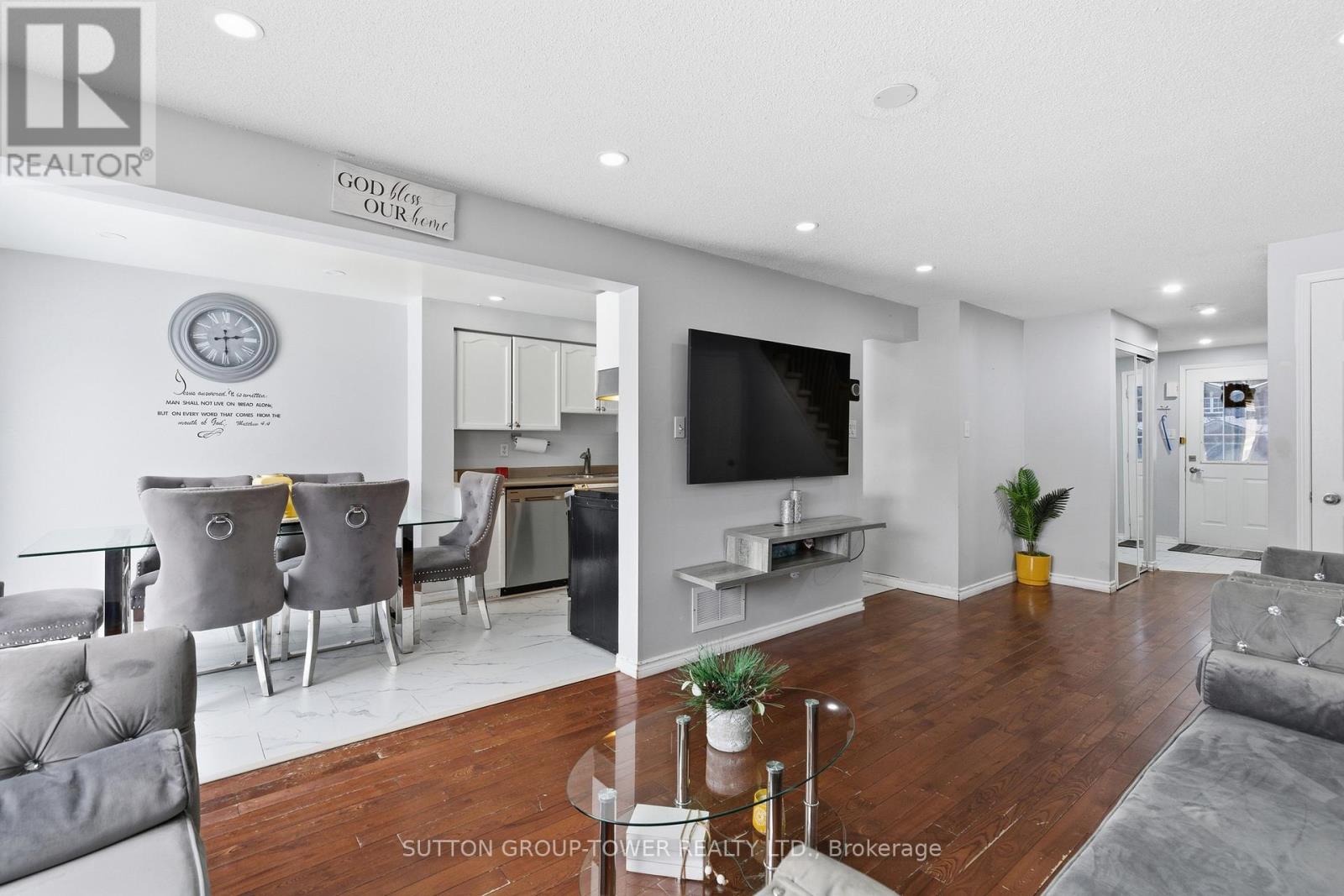 360 Dunsmore Lane, Barrie (Georgian Drive), Ontario  L4M 7B2 - Photo 4 - S13225612