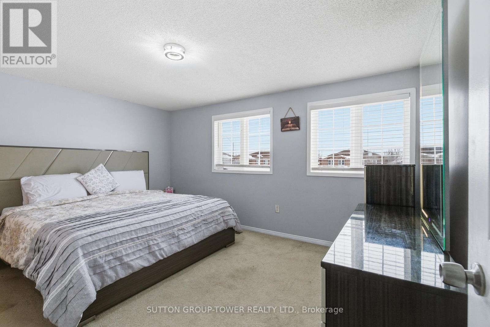 360 Dunsmore Lane, Barrie (Georgian Drive), Ontario  L4M 7B2 - Photo 8 - S13225612
