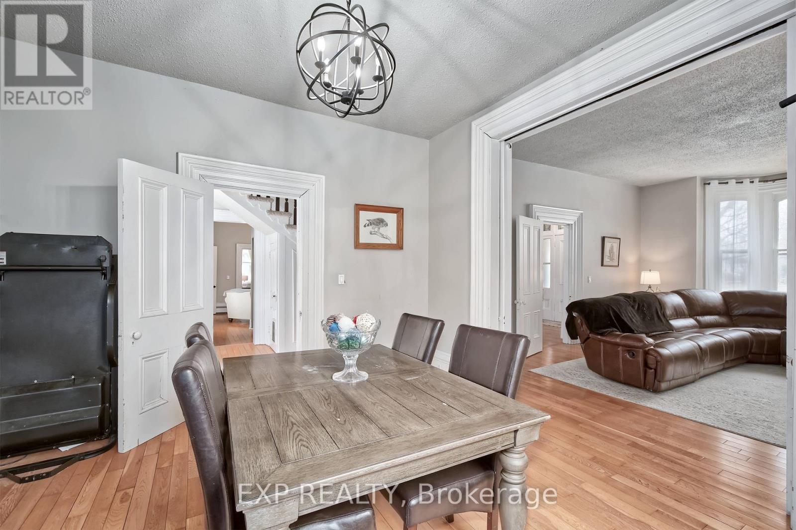 120 Main Street, Southwest Middlesex, Ontario  N0L 1M0 - Photo 29 - X12913112