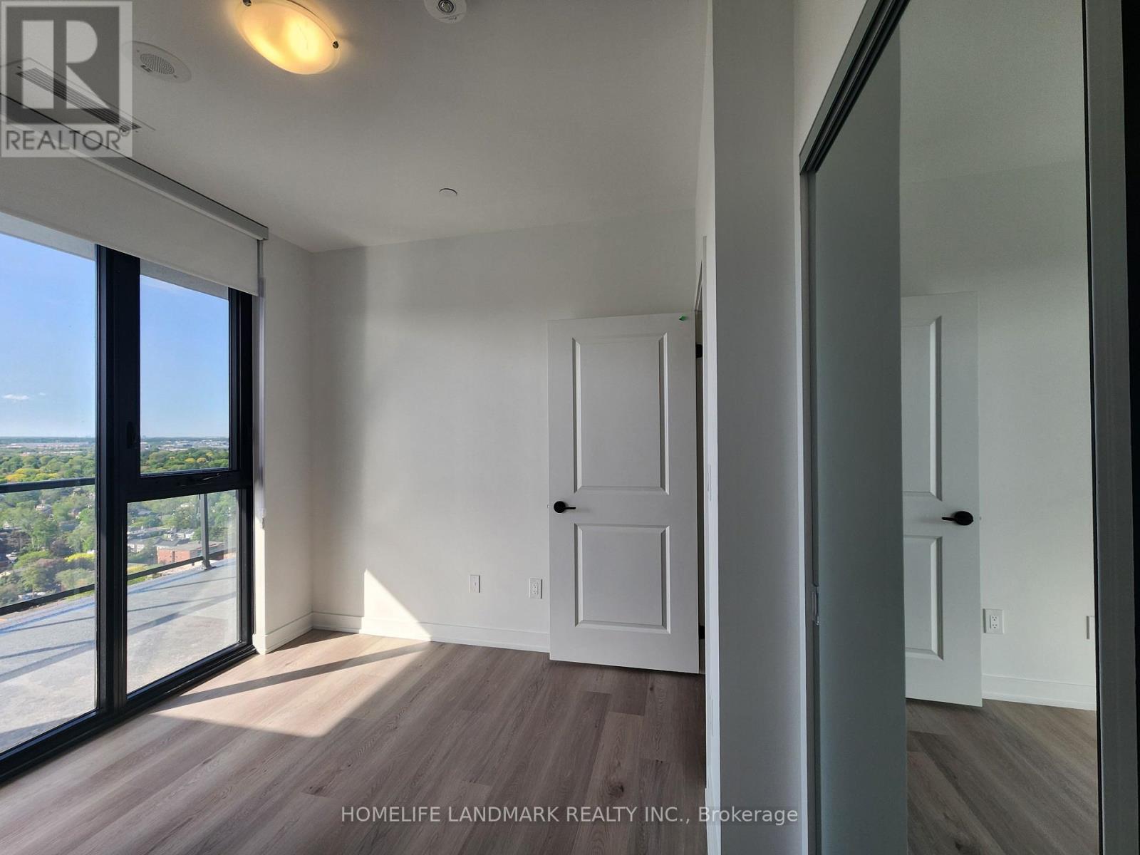 2201 - 2075 Lakeshore Road, Burlington, Ontario  L7R 0H3 - Photo 16 - W13224852