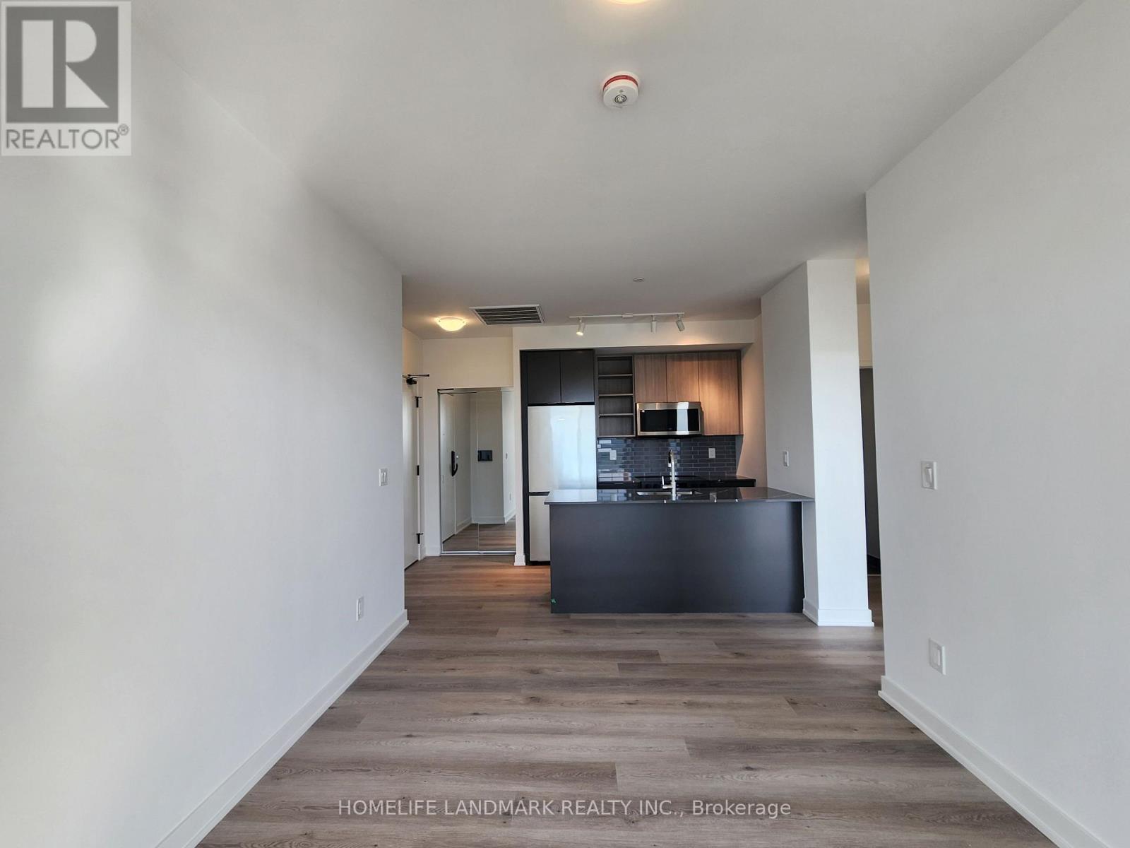 2201 - 2075 Lakeshore Road, Burlington, Ontario  L7R 0H3 - Photo 4 - W13224852