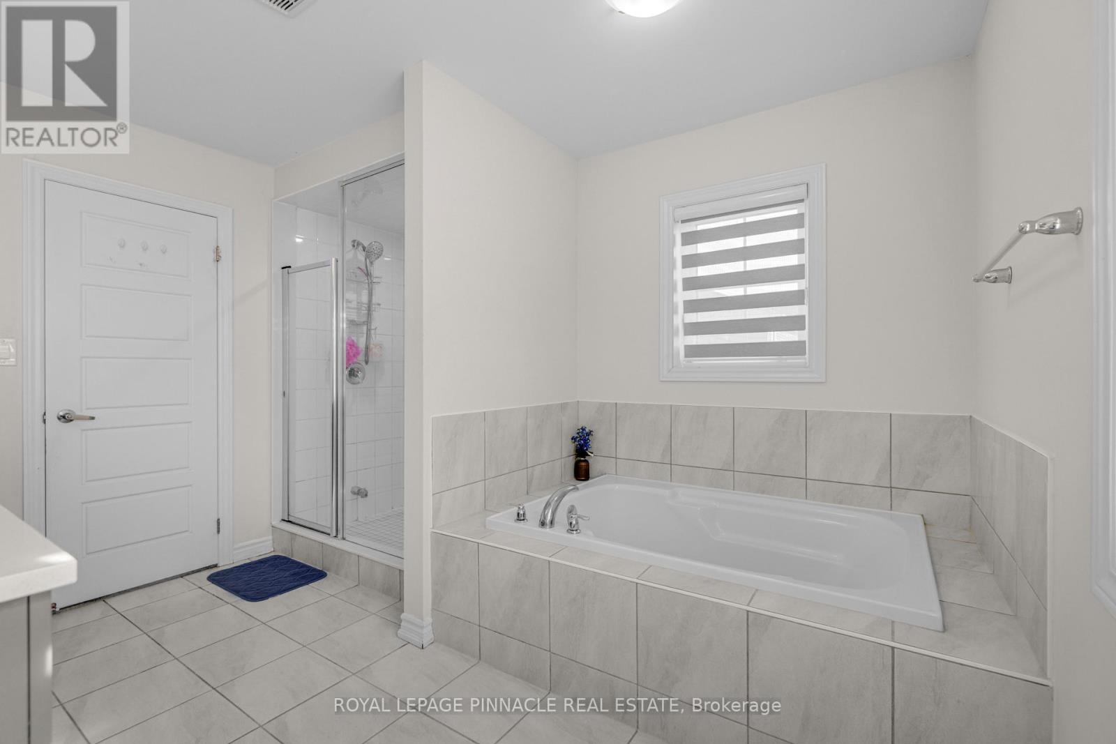 4 Rainbow Drive, Haldimand, Ontario  N3W 2L1 - Photo 33 - X13225608