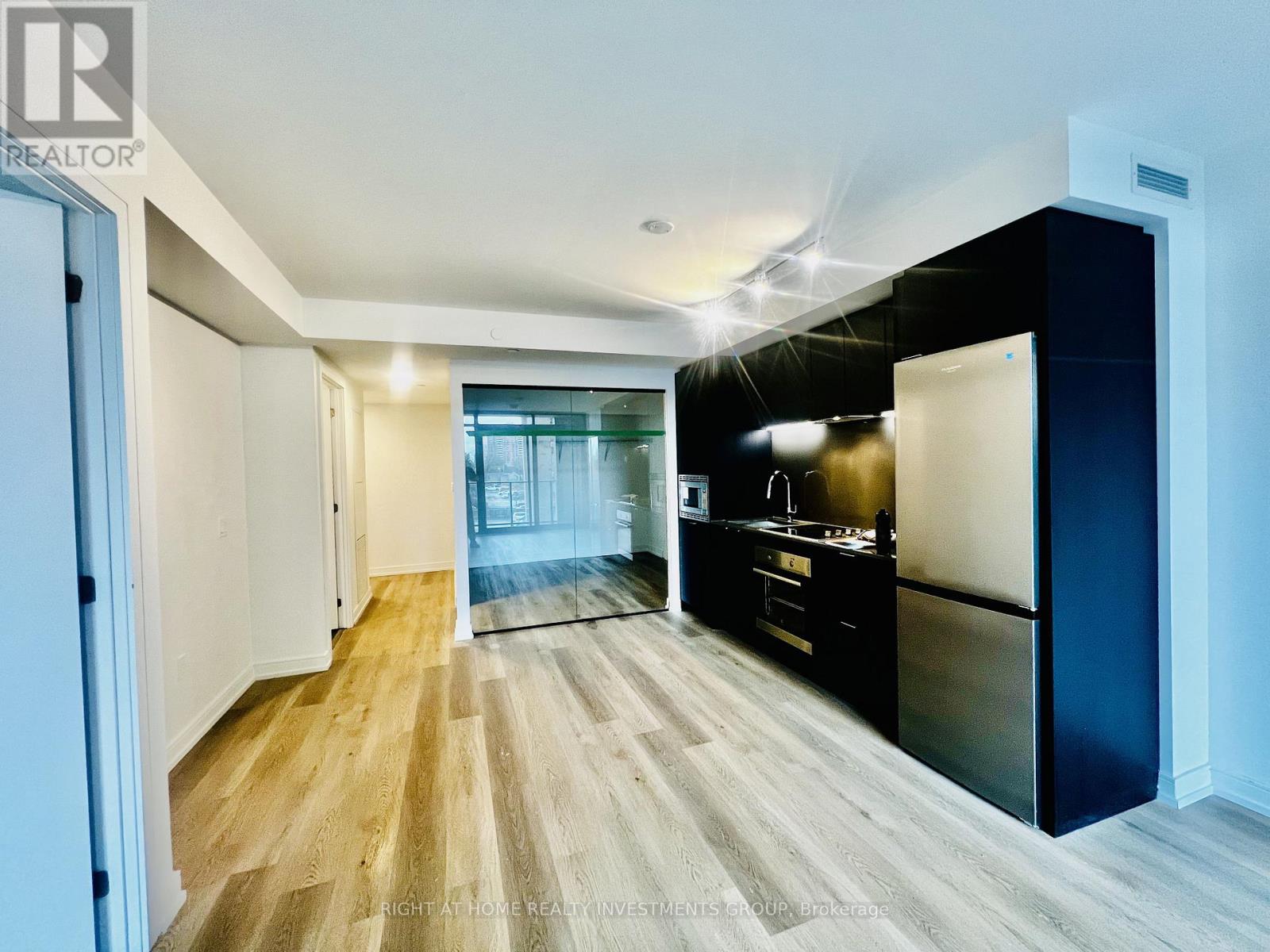 327 - 1 Jarvis Street E, Hamilton, Ontario  L8R 3J2 - Photo 3 - X13225618