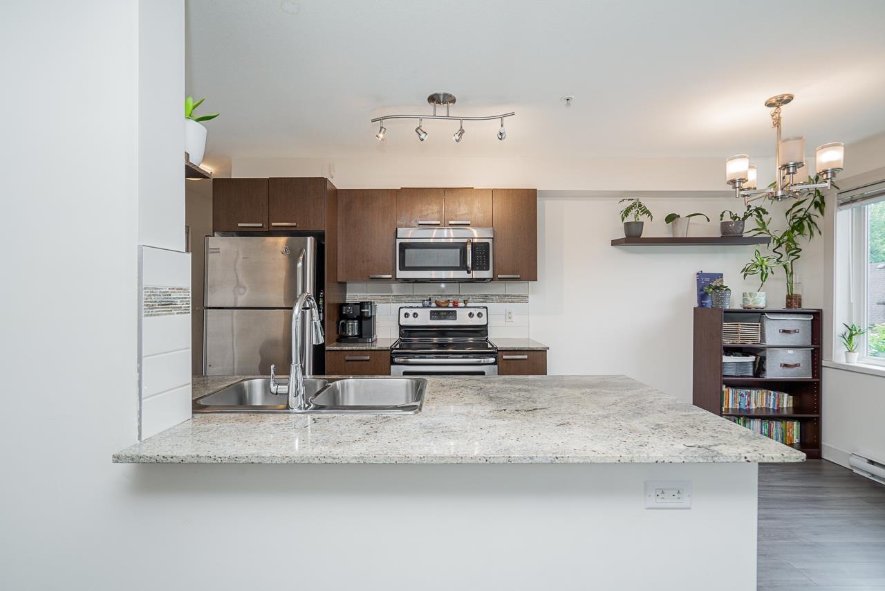 313 13883 Laurel Drive, Surrey, British Columbia  V3T 1A8 - Photo 10 - R3130733