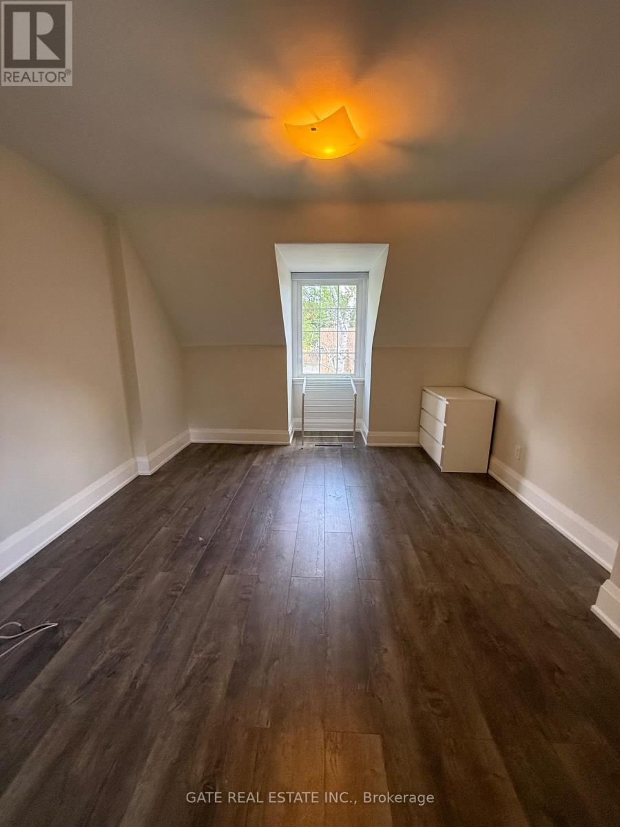 88 Lawrence Avenue, Richmond Hill, Ontario  L4C 1Z3 - Photo 19 - N13219558