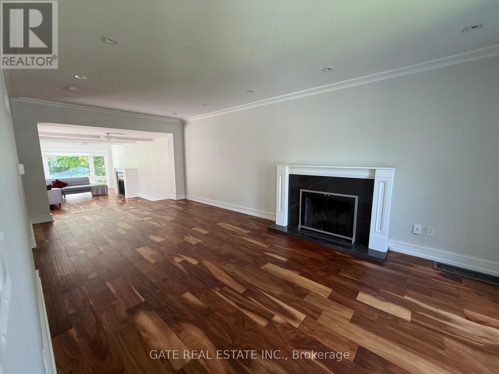 88 Lawrence Avenue, Richmond Hill, Ontario  L4C 1Z3 - Photo 6 - N13219558