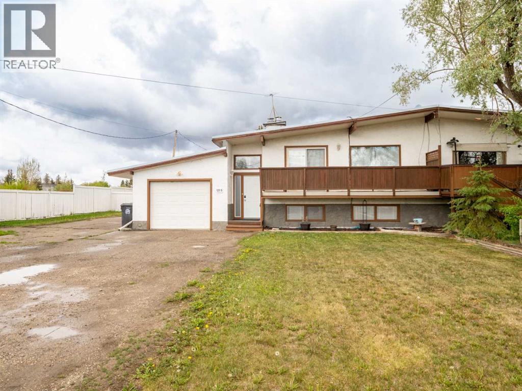 120s 300e, Raymond, Alberta  T0K 0S0 - Photo 1 - A2312588