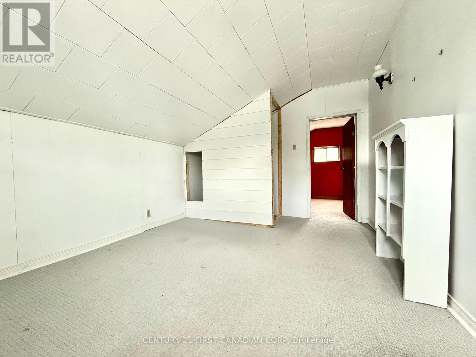 3 Ward Street N, Lambton Shores, Ontario  N0M 1B0 - Photo 16 - X13225650