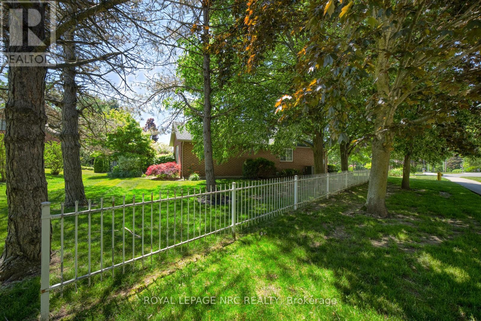 39 Oakridge Boulevard, Pelham, Ontario  L0S 1E5 - Photo 11 - X13225660