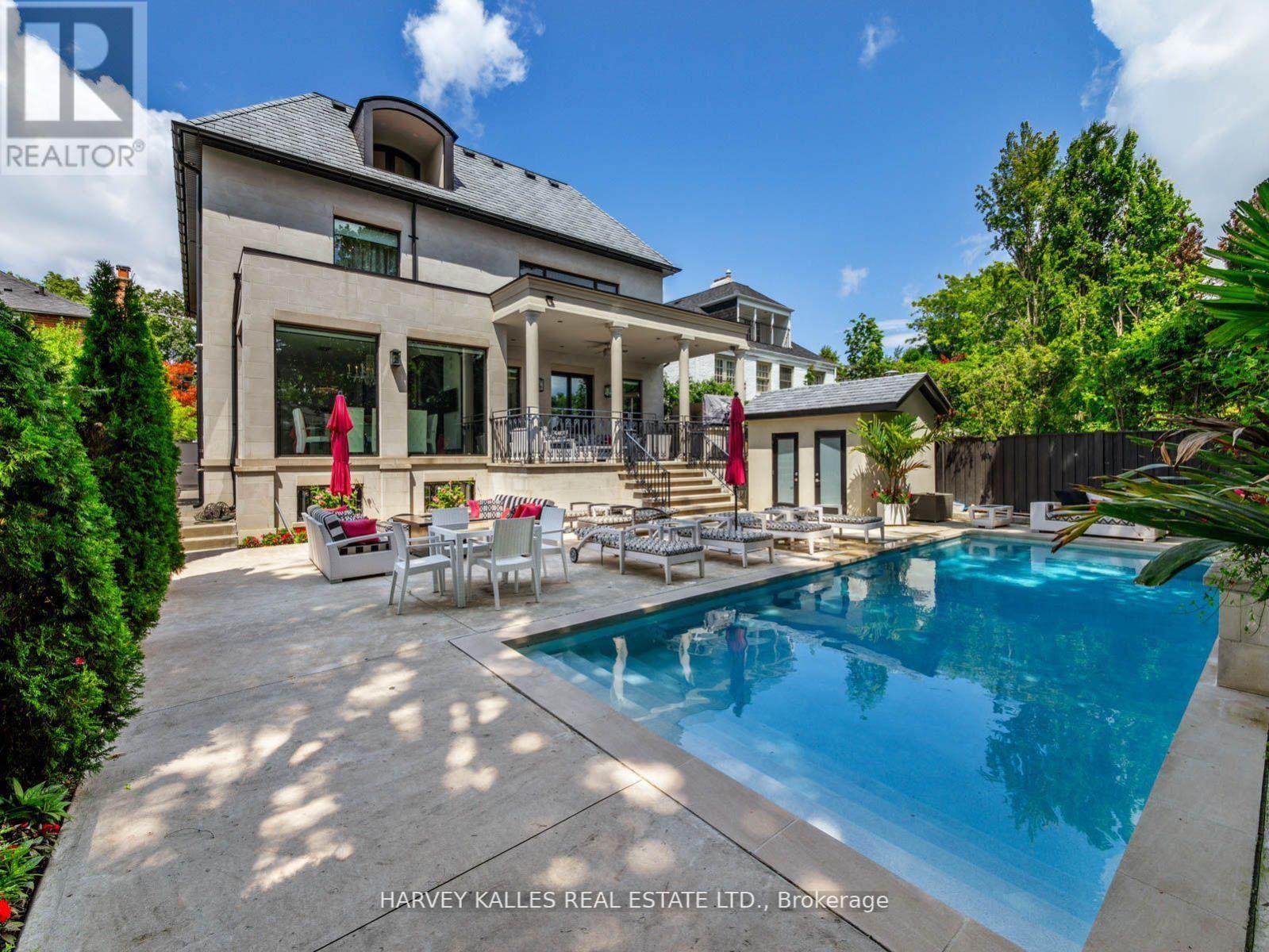327 Cortleigh Boulevard, Toronto, Ontario  M5N 1B2 - Photo 18 - C13224476
