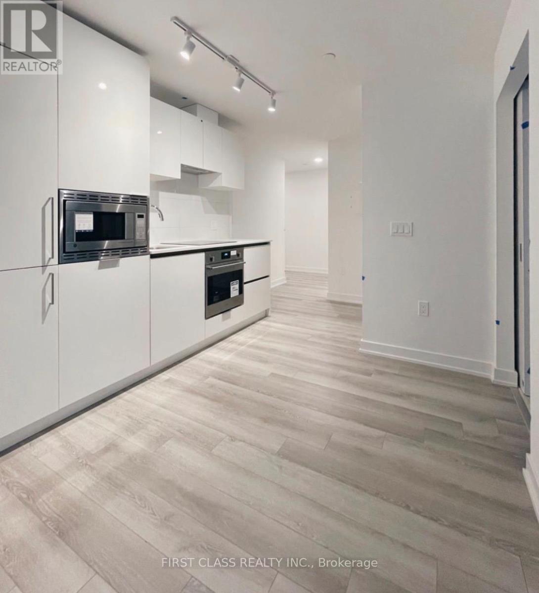 2512 - 230 Simcoe Street, Toronto, Ontario  M7A 1X8 - Photo 8 - C13225730
