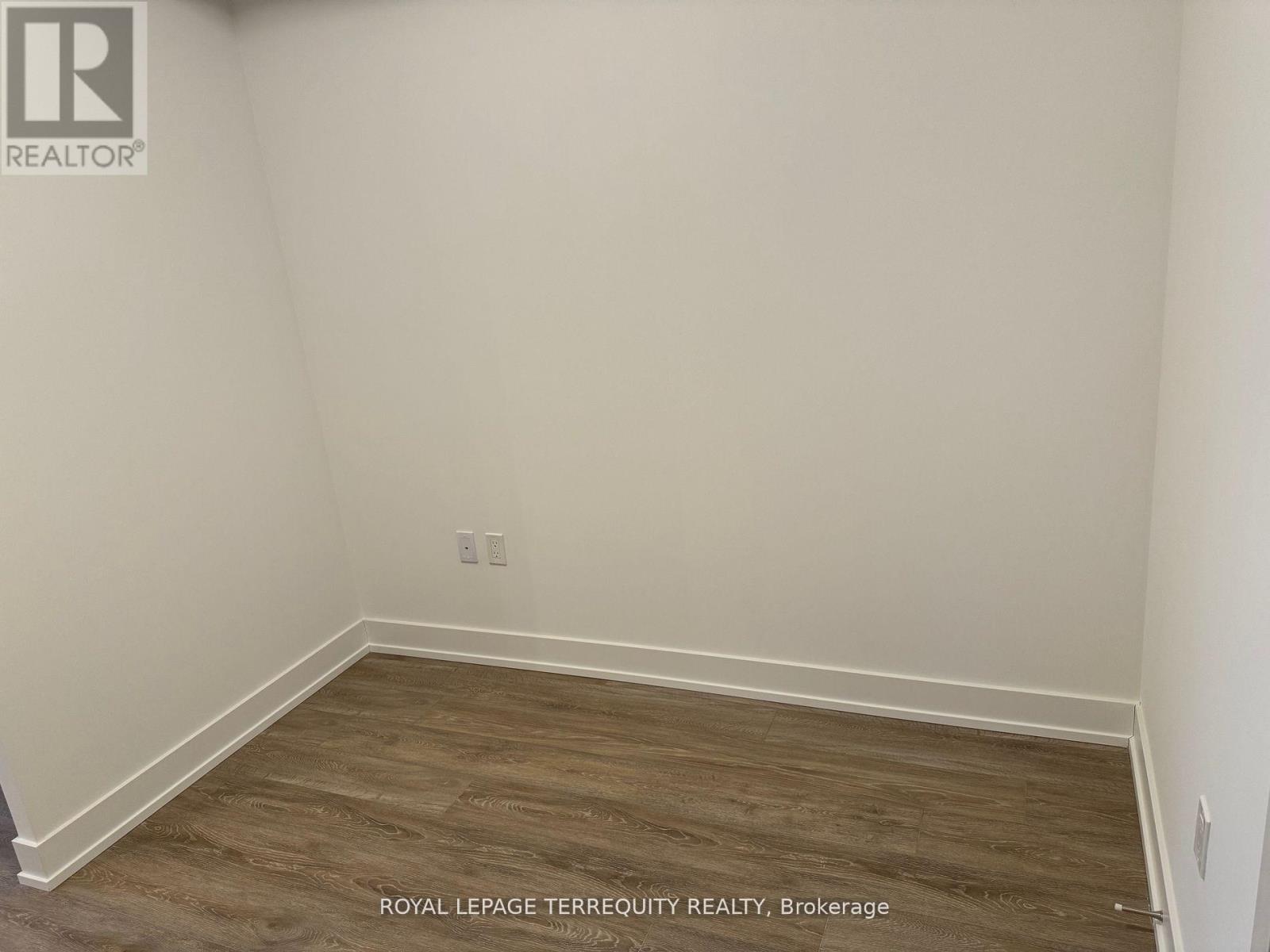 2611 - 30 Inn On The Park Drive, Toronto, Ontario  M3C 0P7 - Photo 11 - C13225734
