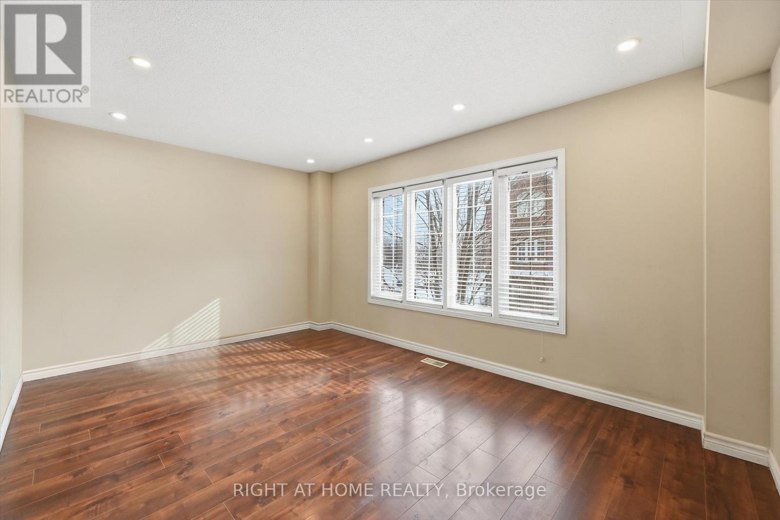 32 - 5110 Fairview Street, Burlington, Ontario  L7L 7H6 - Photo 11 - W12769490