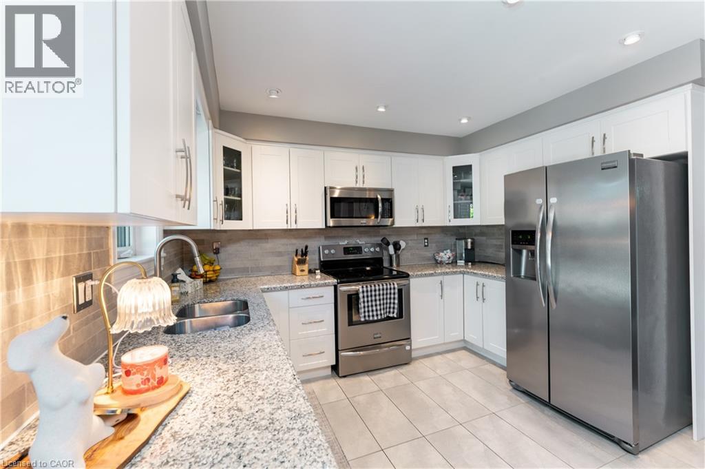 65 Niska Drive, Waterdown, Ontario  L8B 0M4 - Photo 11 - 40833068