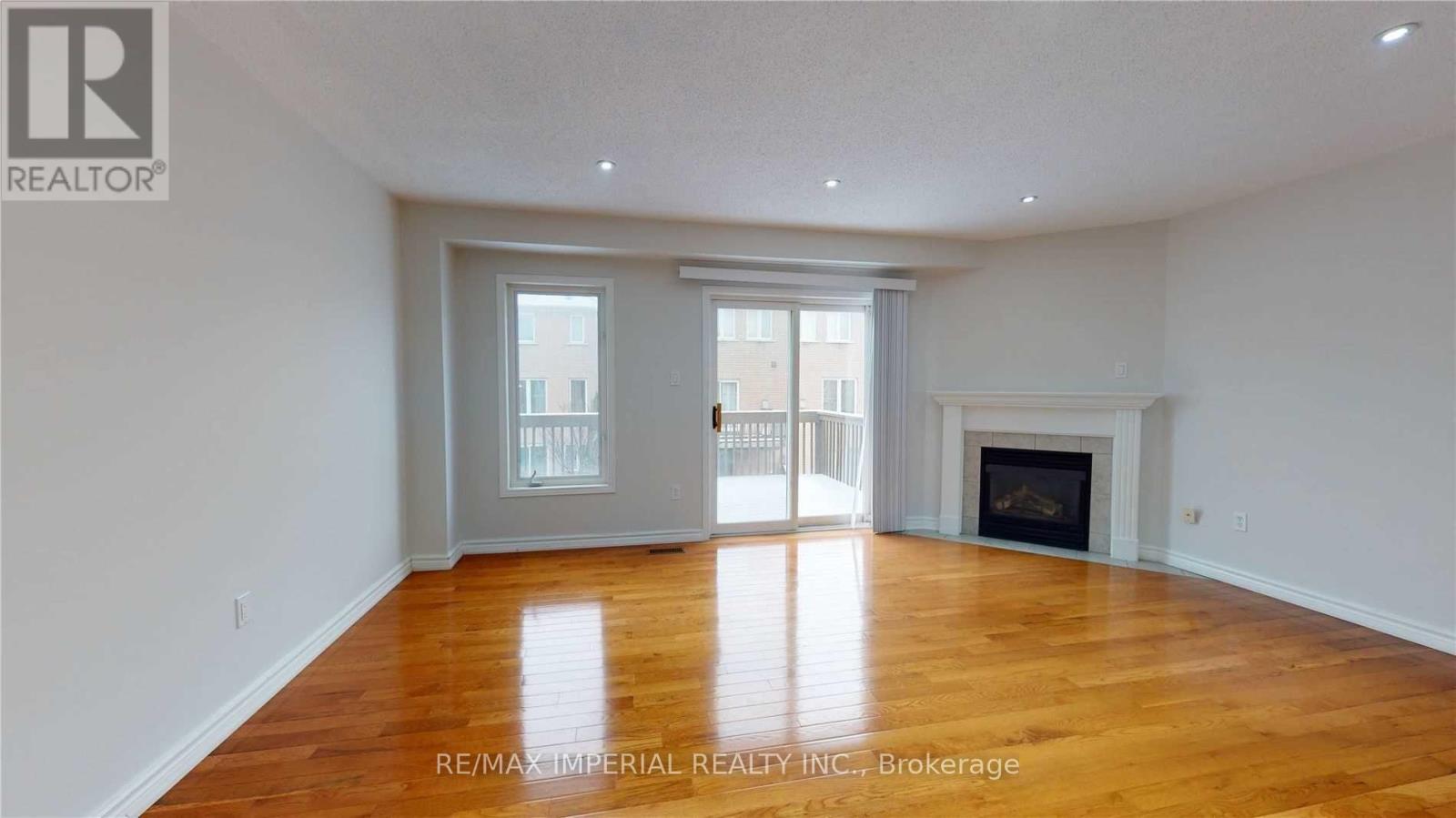 Bedroom 1 - 55 Sassafras Circle, Vaughan, Ontario  L4J 8M7 - Photo 3 - N13225678