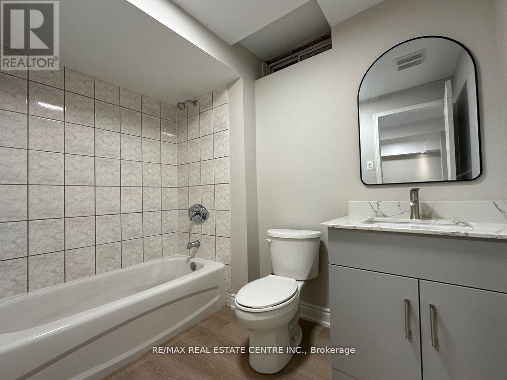 Bsmt - 5418 Loonlake Avenue, Mississauga, Ontario  L5V 2E1 - Photo 16 - W13225630