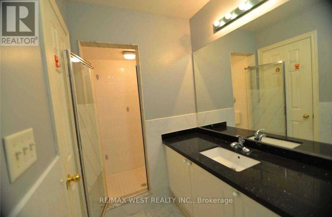 51 Richwood Street, Toronto, Ontario  M9N 3Y8 - Photo 4 - W13225648