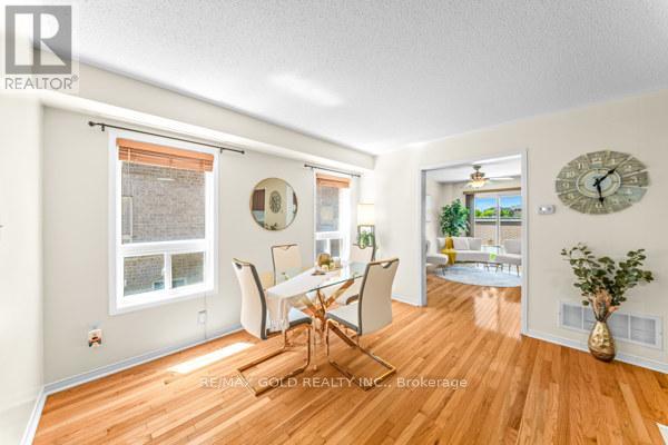 100 Tomabrook Crescent, Brampton, Ontario  L6R 0V5 - Photo 15 - W13225676