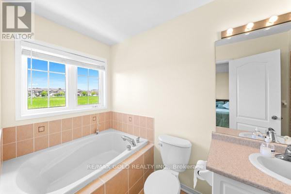 100 Tomabrook Crescent, Brampton, Ontario  L6R 0V5 - Photo 27 - W13225676