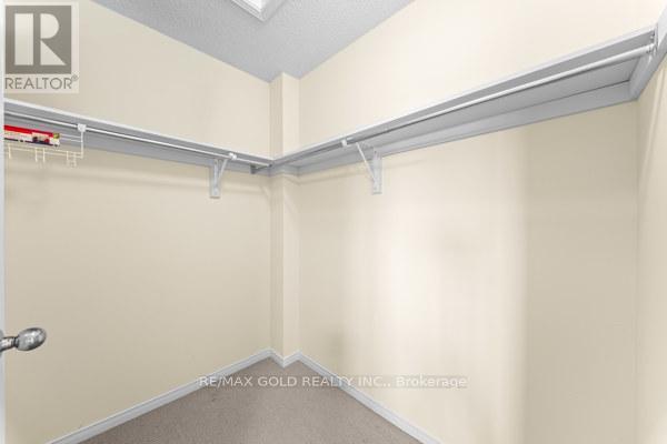 100 Tomabrook Crescent, Brampton, Ontario  L6R 0V5 - Photo 29 - W13225676