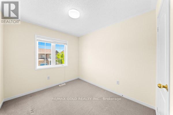 100 Tomabrook Crescent, Brampton, Ontario  L6R 0V5 - Photo 34 - W13225676