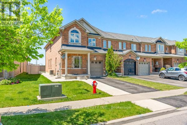 100 Tomabrook Crescent, Brampton, Ontario  L6R 0V5 - Photo 4 - W13225676