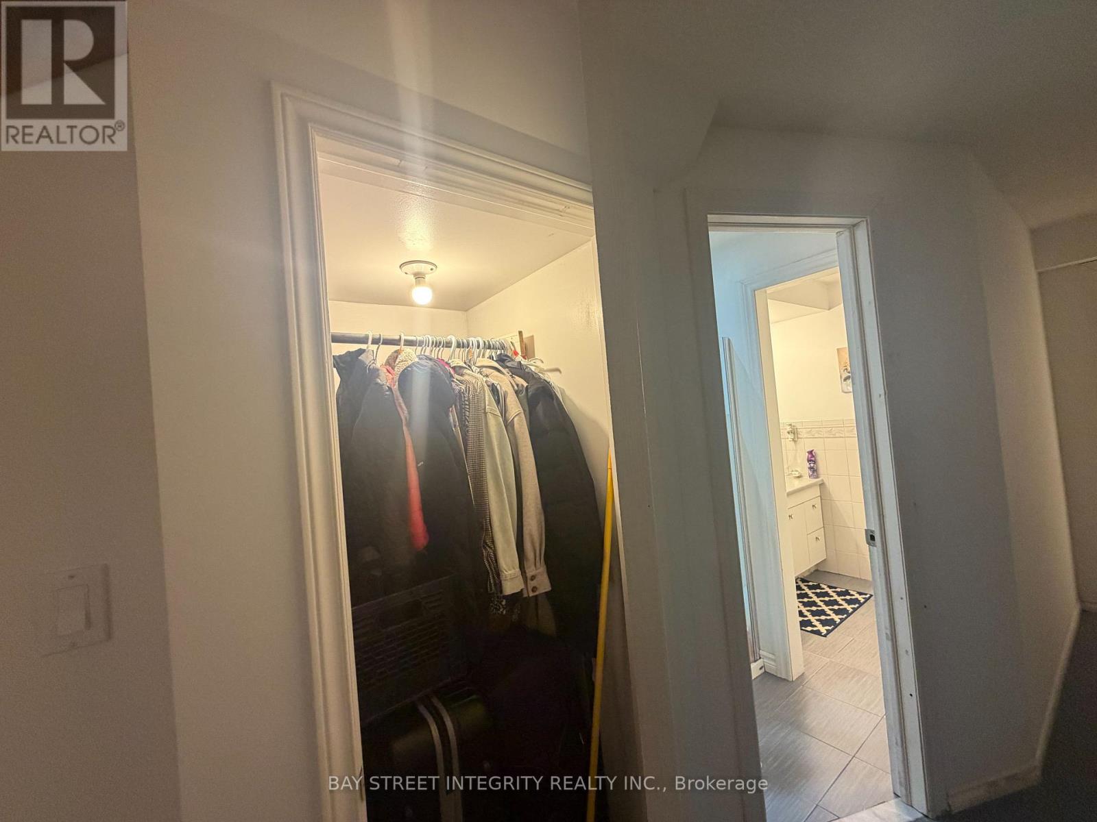 5110 Nishga Court, Mississauga, Ontario  L5R 2M9 - Photo 21 - W13225694
