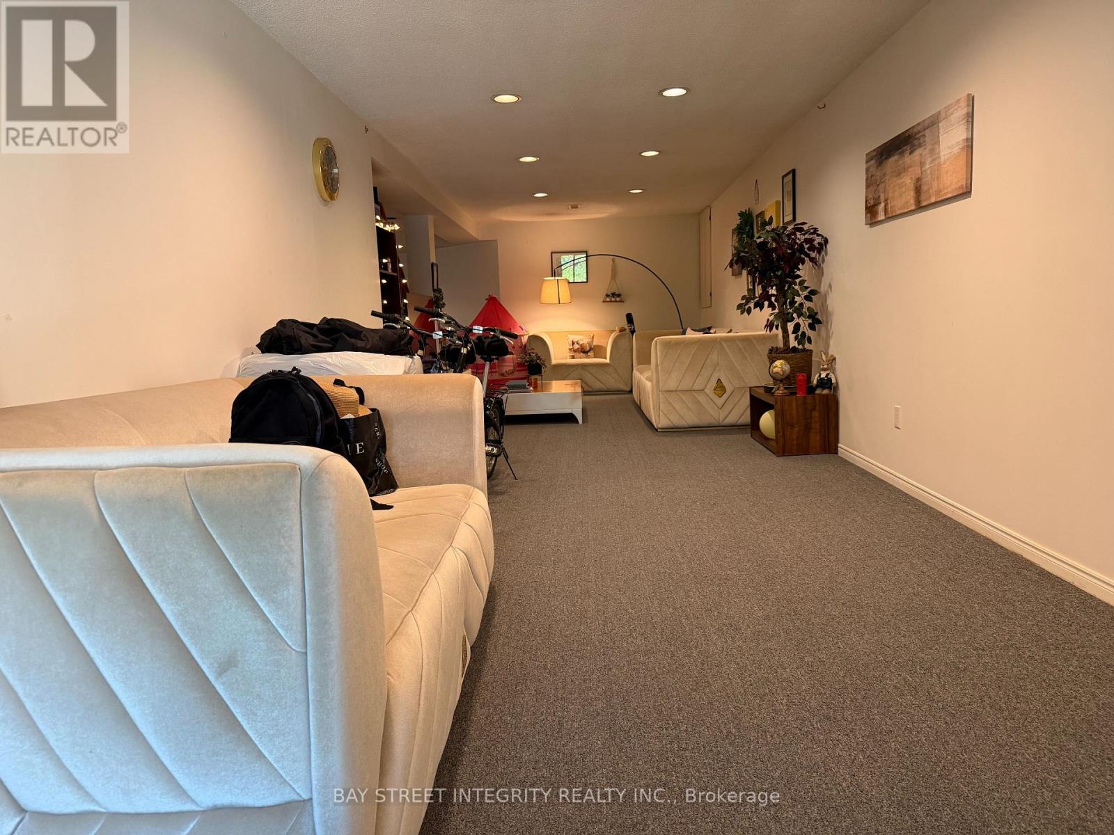 5110 Nishga Court, Mississauga, Ontario  L5R 2M9 - Photo 7 - W13225694