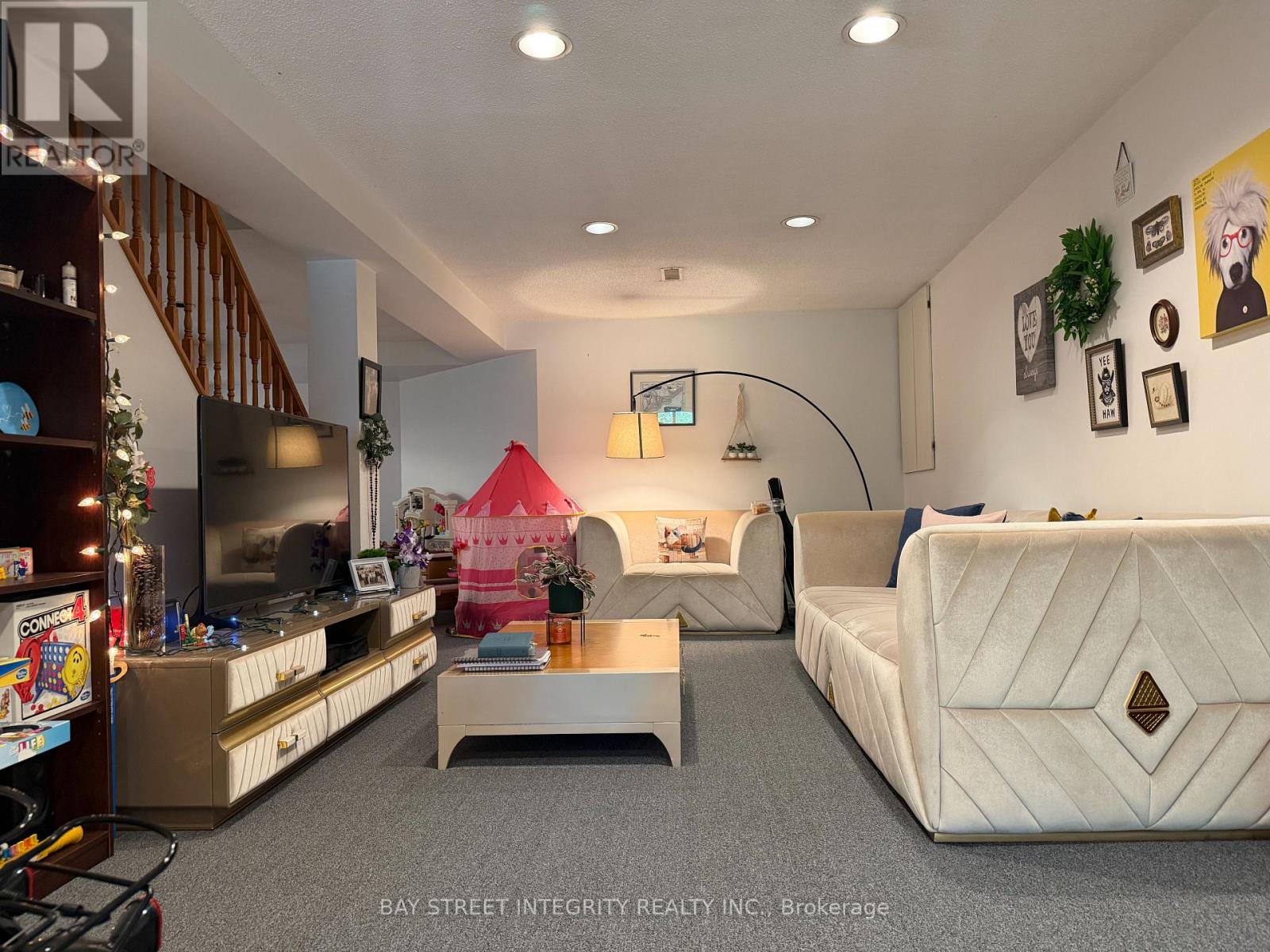 5110 Nishga Court, Mississauga, Ontario  L5R 2M9 - Photo 8 - W13225694