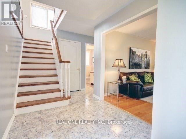 2886 Galleon Crescent, Mississauga, Ontario  L5M 5V1 - Photo 2 - W13225696