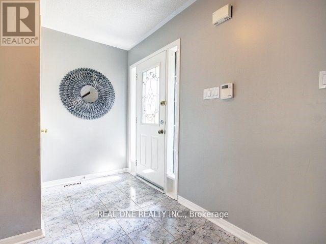 2886 Galleon Crescent, Mississauga, Ontario  L5M 5V1 - Photo 3 - W13225696
