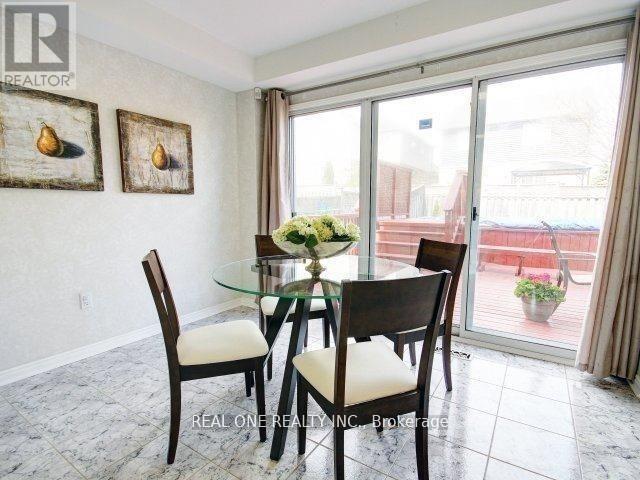 2886 Galleon Crescent, Mississauga, Ontario  L5M 5V1 - Photo 7 - W13225696