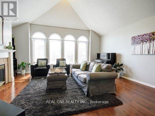 2886 Galleon Crescent, Mississauga, Ontario  L5M 5V1 - Photo 8 - W13225696