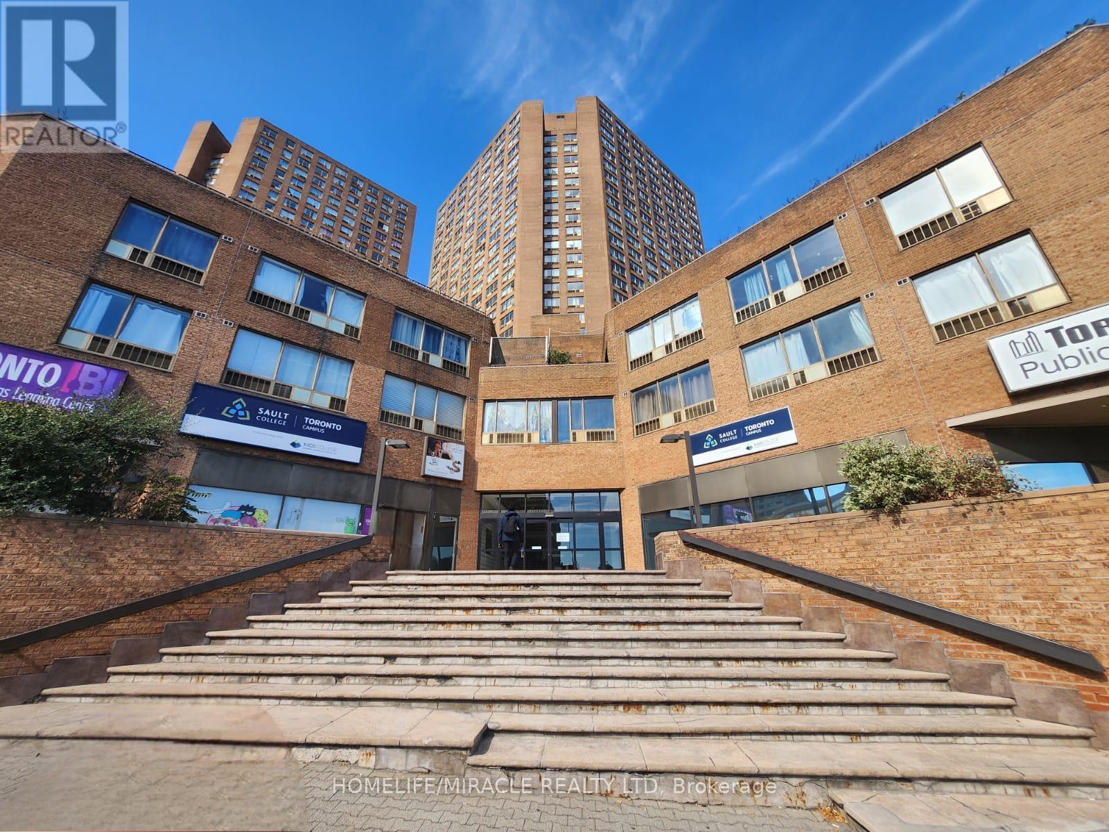 G11 - 2340 Dundas Street W, Toronto, Ontario  M6P 4A9 - Photo 31 - W13225738