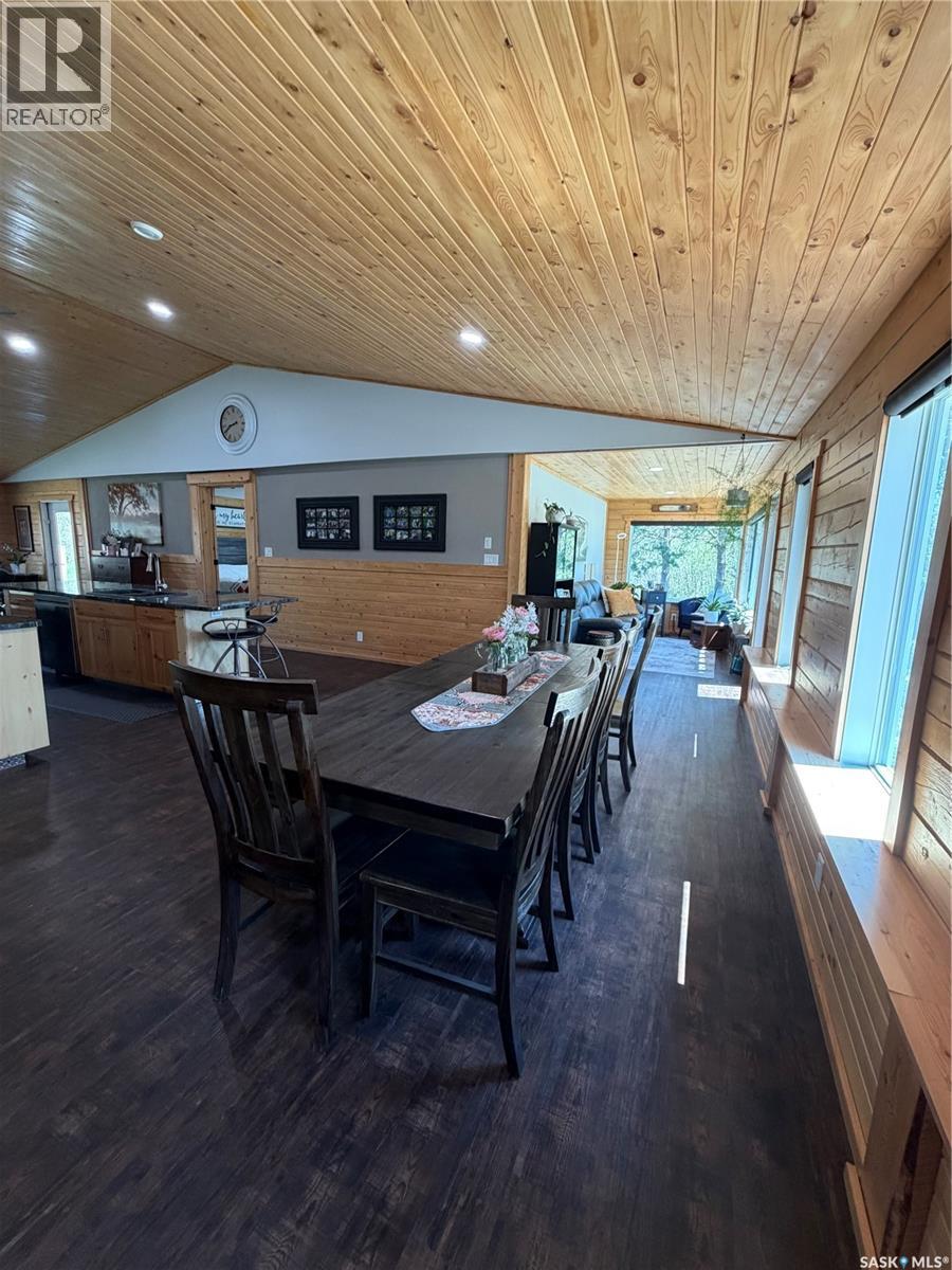 Acreage & Home W/detached In Law 2 Bedroom Suite, Hudson Bay Rm No. 394, Saskatchewan  S0E 0Y0 - Photo 4 - SK037023