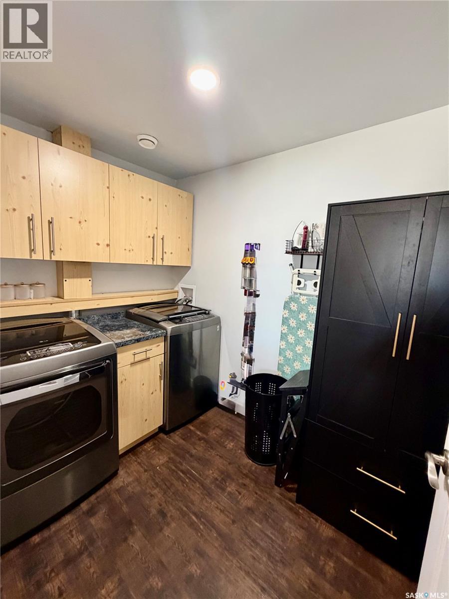 Acreage & Home W/detached In Law 2 Bedroom Suite, Hudson Bay Rm No. 394, Saskatchewan  S0E 0Y0 - Photo 22 - SK037023