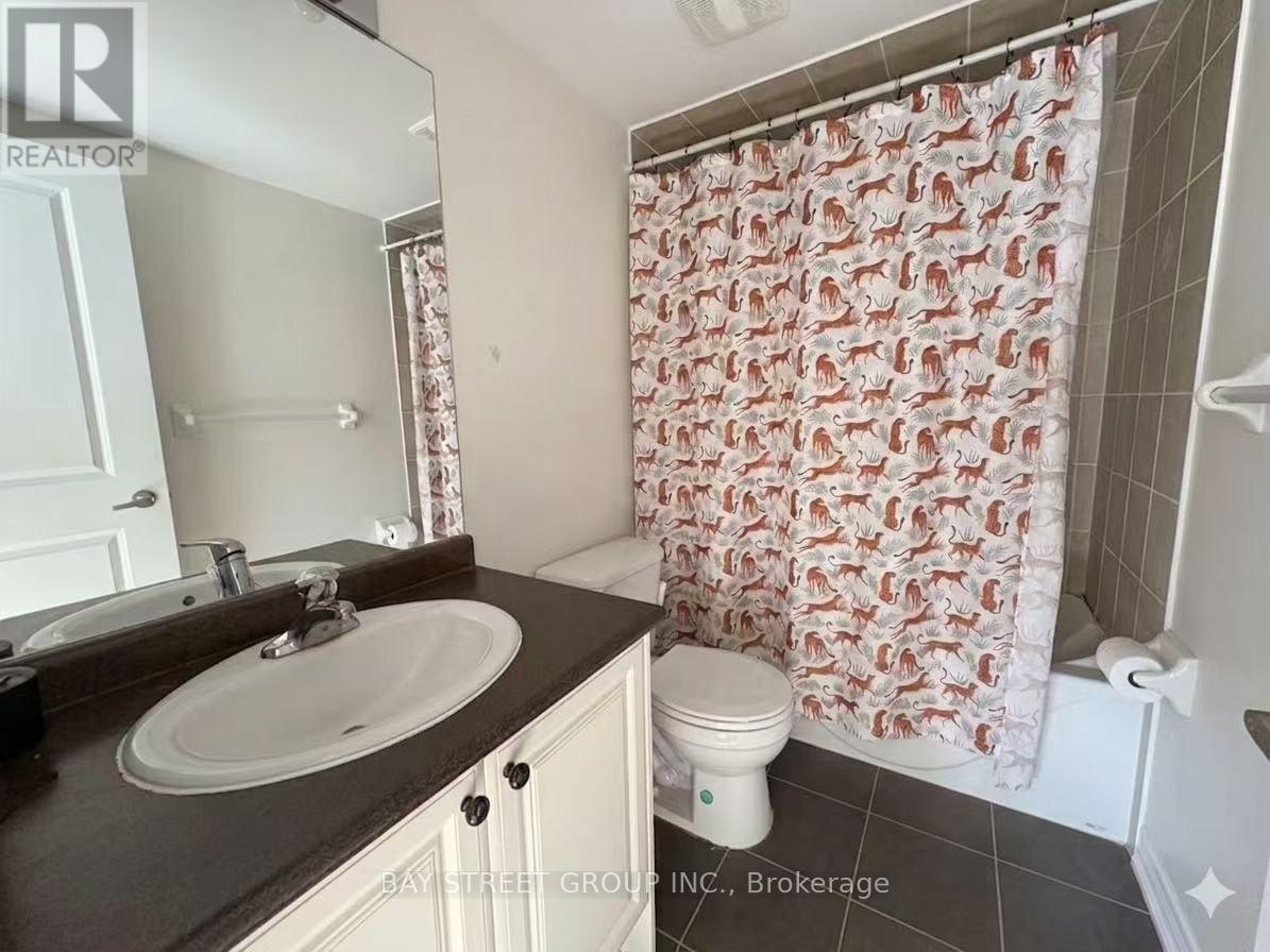 9 Strawflower Mews, Toronto, Ontario  M2N 0E8 - Photo 10 - C13225280