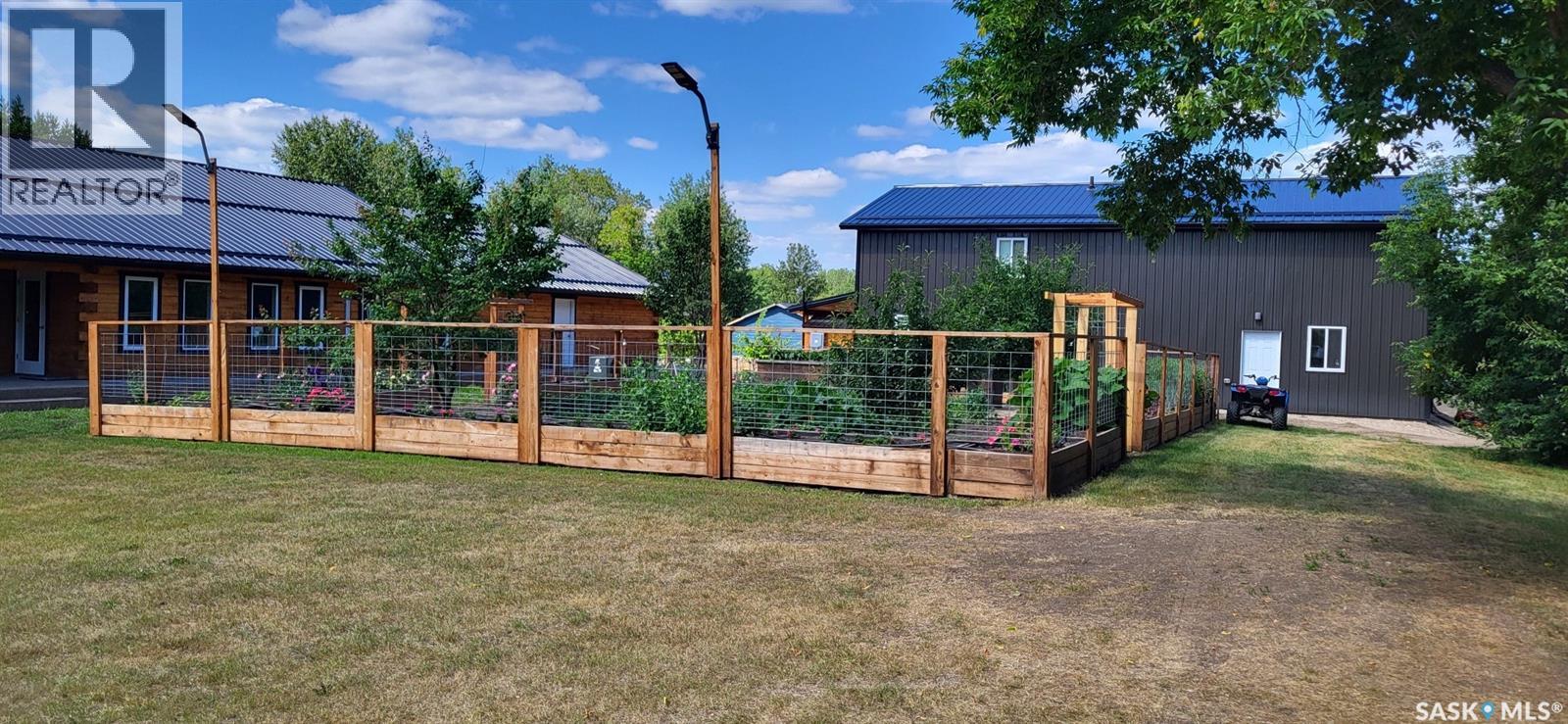 Acreage & Home W/detached In Law 2 Bedroom Suite, Hudson Bay Rm No. 394, Saskatchewan  S0E 0Y0 - Photo 42 - SK037023