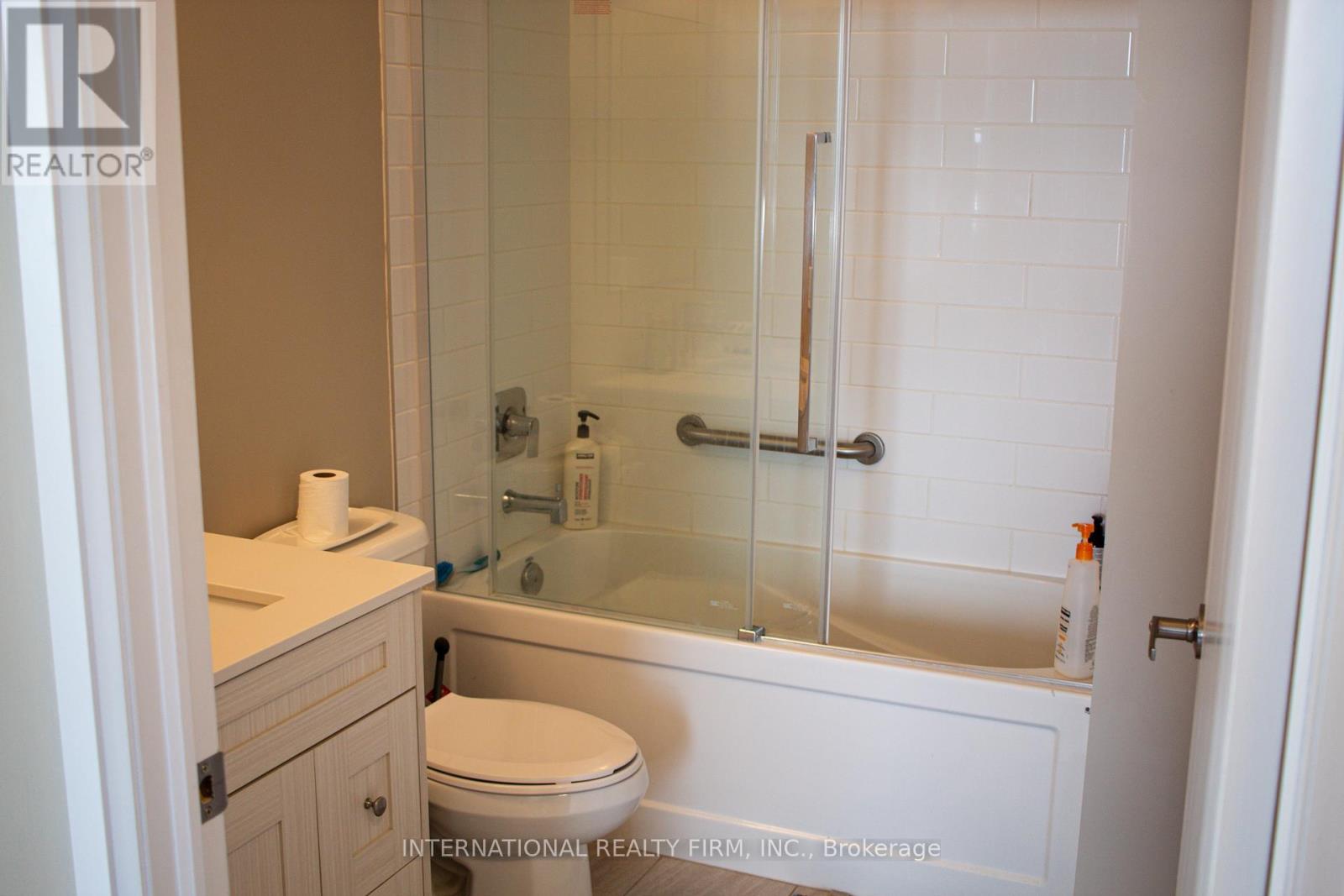 2305 - 60 Charles Street W, Kitchener, Ontario  N2G 0C9 - Photo 12 - X13225686