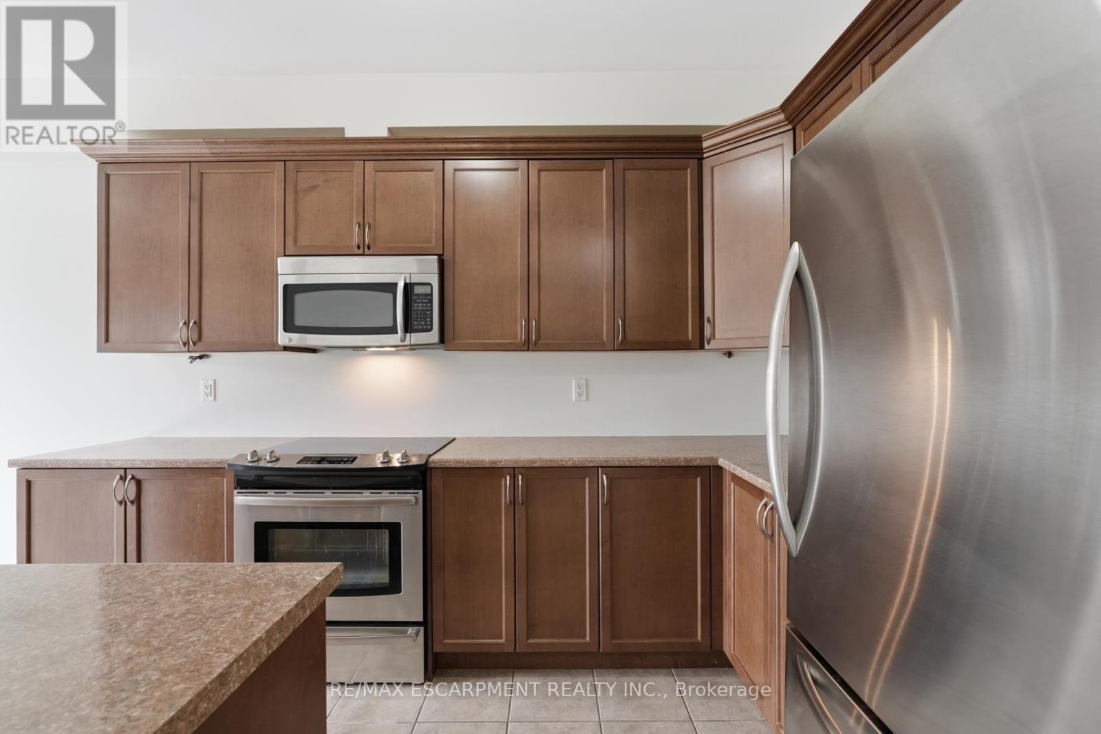 35 - 99 Panabaker Drive, Hamilton, Ontario  L9G 0A3 - Photo 14 - X13225716