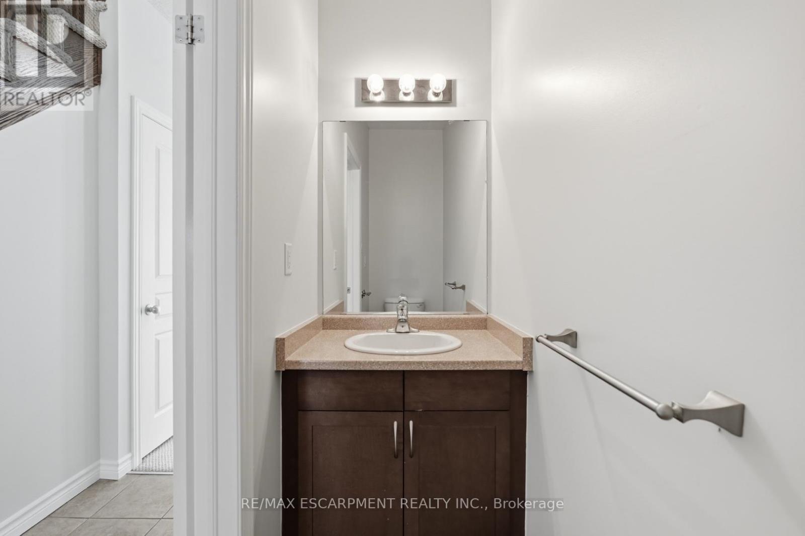 35 - 99 Panabaker Drive, Hamilton, Ontario  L9G 0A3 - Photo 15 - X13225716