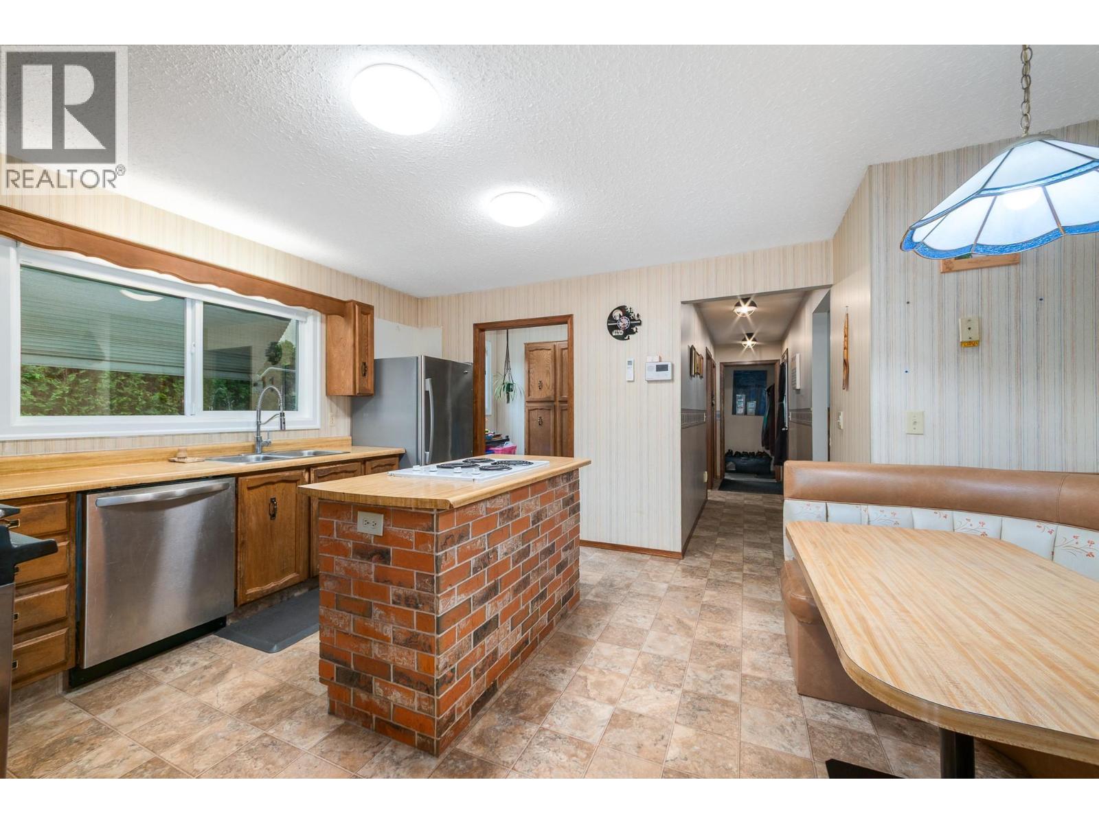 700 Richards Road, Kelowna, British Columbia  V1X 2X6 - Photo 9 - 10389221