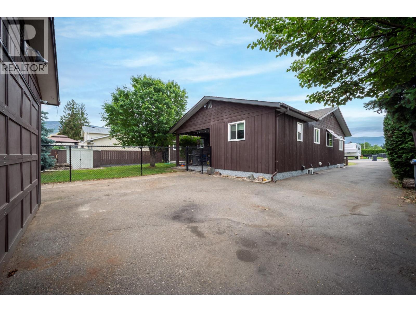 700 Richards Road, Kelowna, British Columbia  V1X 2X6 - Photo 49 - 10389221