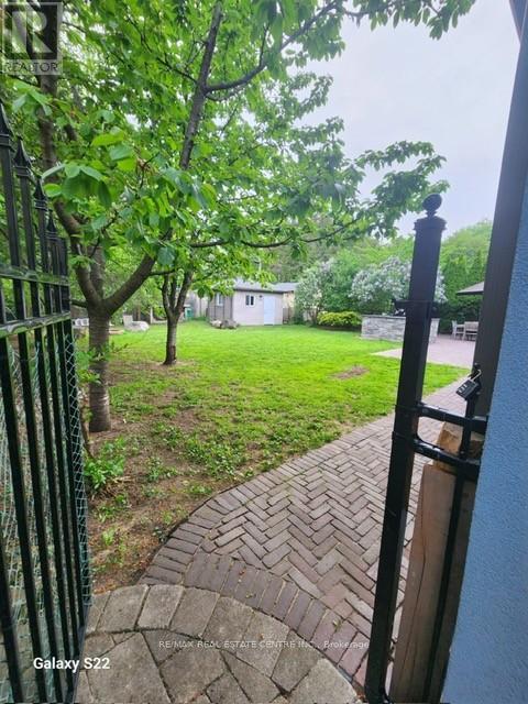 2450 Edenhurst Drive, Mississauga, Ontario  L5A 2K9 - Photo 12 - W13225474
