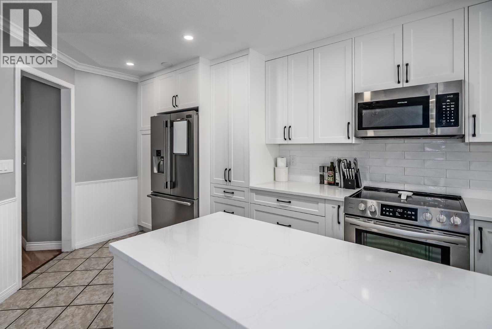 5 23575 119 Avenue, Maple Ridge, British Columbia  V4R 2P4 - Photo 3 - R3130034