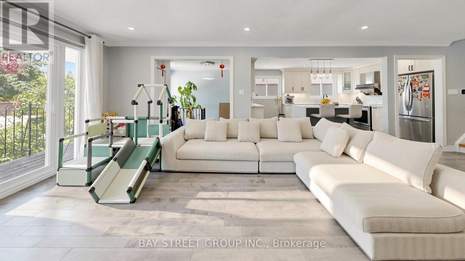 65 Bessarion Road, Toronto, Ontario  M2K 1H8 - Photo 10 - C13225746