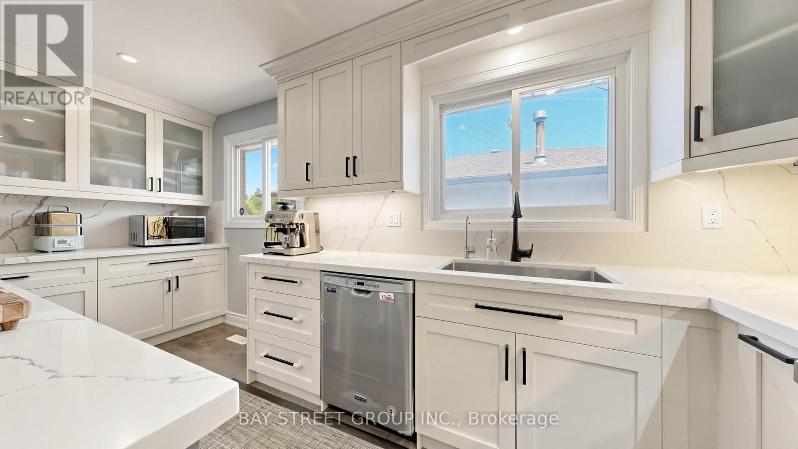 65 Bessarion Road, Toronto, Ontario  M2K 1H8 - Photo 14 - C13225746