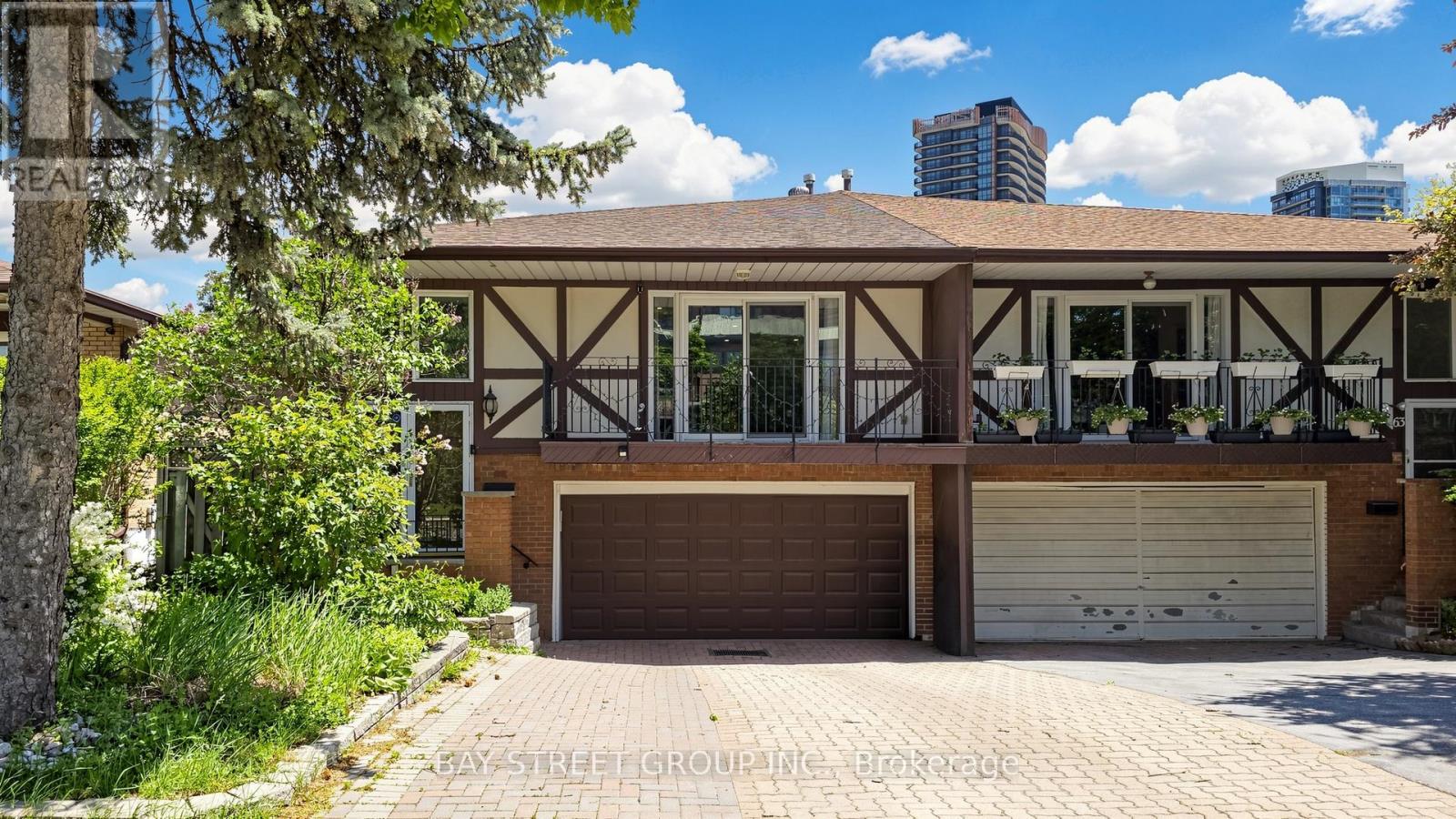 65 Bessarion Road, Toronto, Ontario  M2K 1H8 - Photo 4 - C13225746
