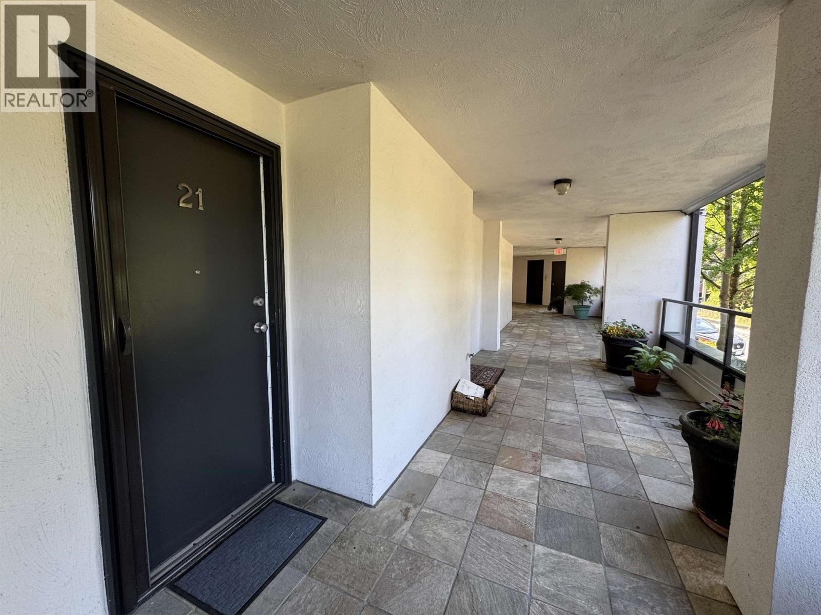 21 1201 Lamey's Mill Road, Vancouver, British Columbia  V6H 3S8 - Photo 2 - R3130711